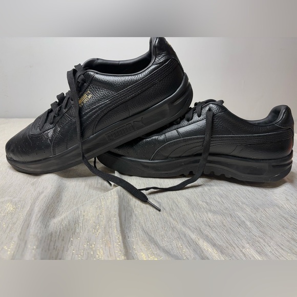 PUMA Black-Puma Team Gold GV Las Vegas shoes size 12 - Picture 6 of 9